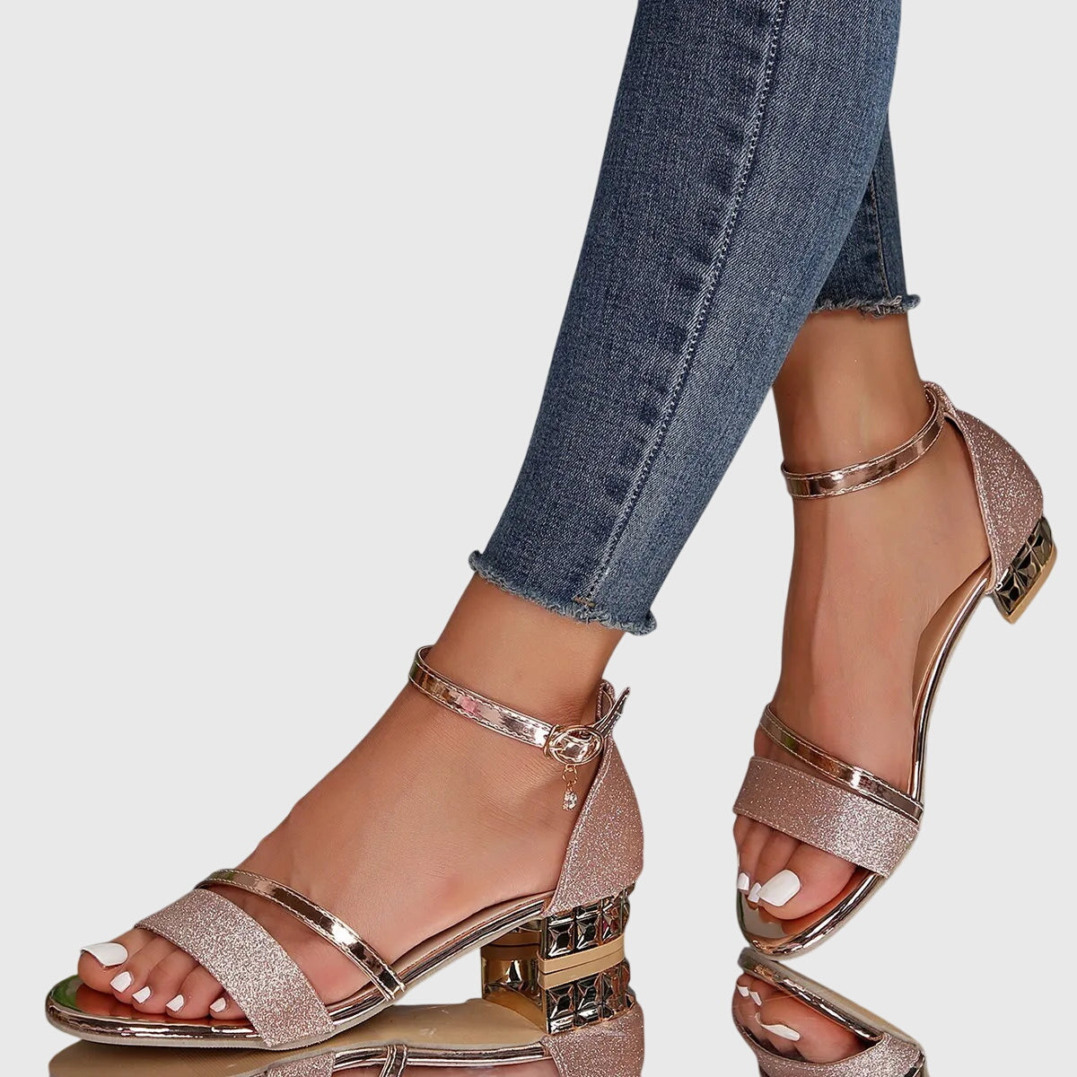 Alison Women’s Sandals with Adjustable Closure and Ergonomic Design 4