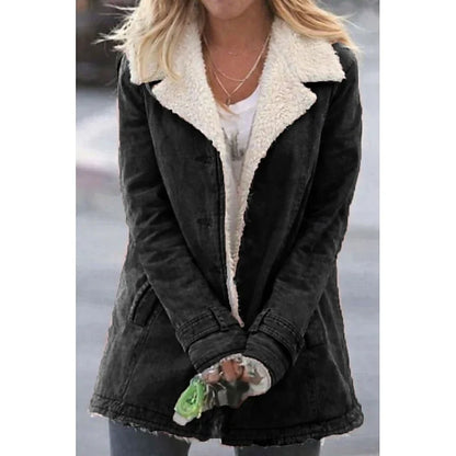 Brynn Women’s Sherpa-Lined Coat featuring a tailored fit and practical front pockets, perfect for warmth and style in cold weather. 1