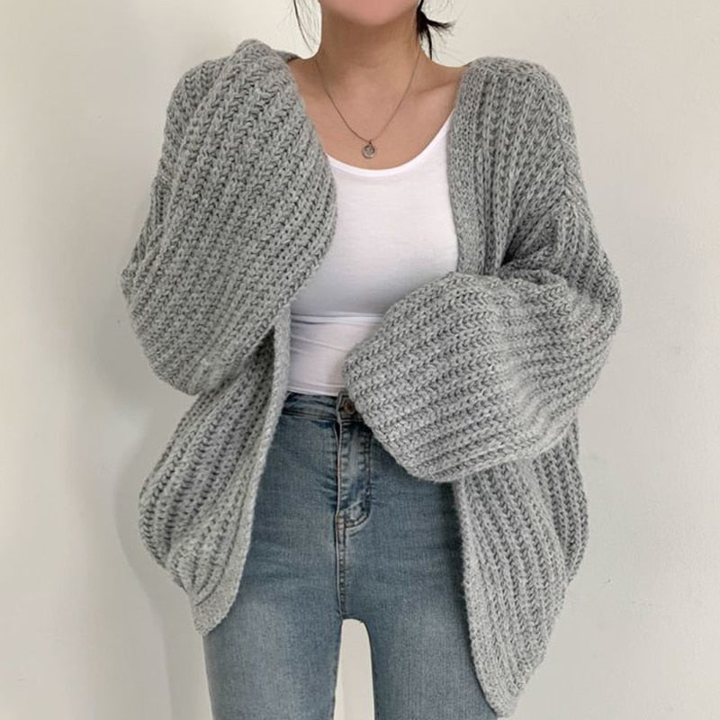 Carmen Women's Cardigan with Chunky Knit and Open Front Design 5