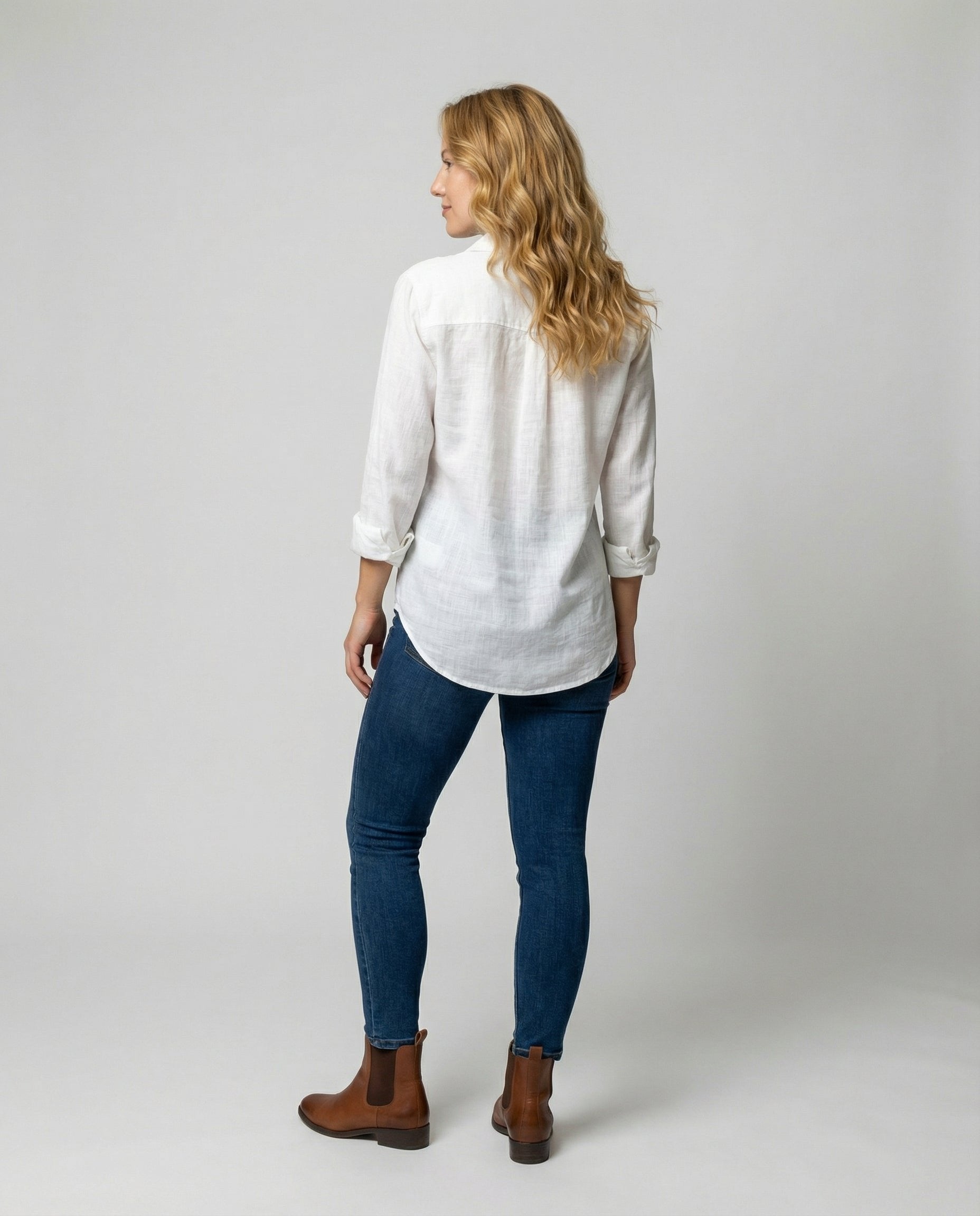 Catherine Women’s Linen Blouse with Three-Quarter Sleeves and Classic Collar 2