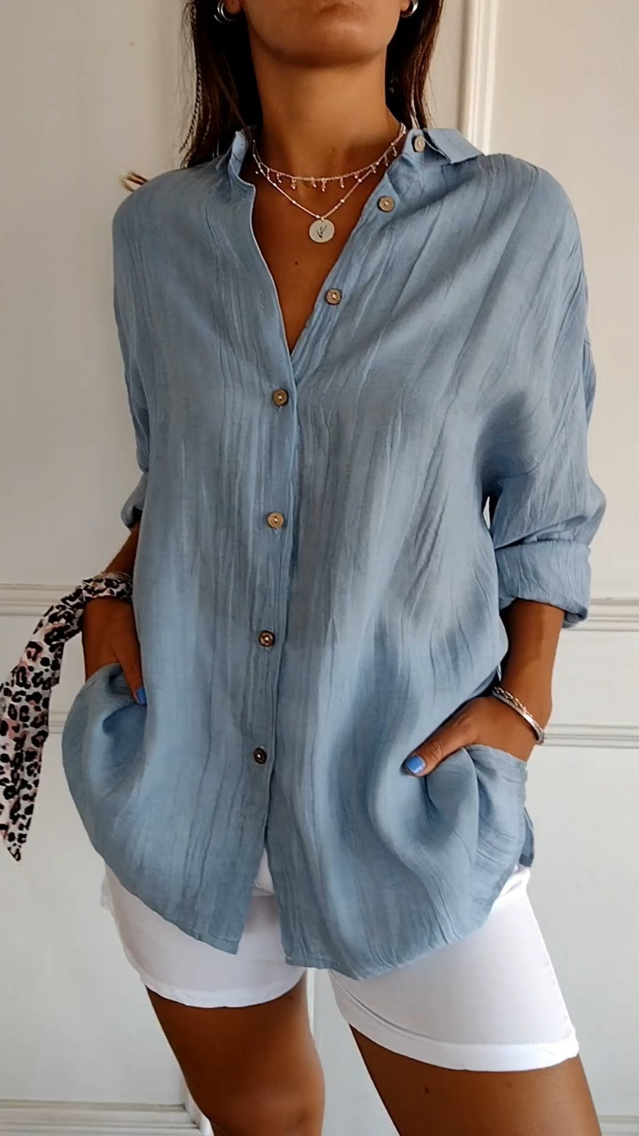 Chloe Women’s Shirt with Oversized Fit and V-Neckline 0