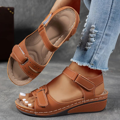 Cleo Women’s Sandals with Ergonomic Design and Vintage-Inspired Straps 4