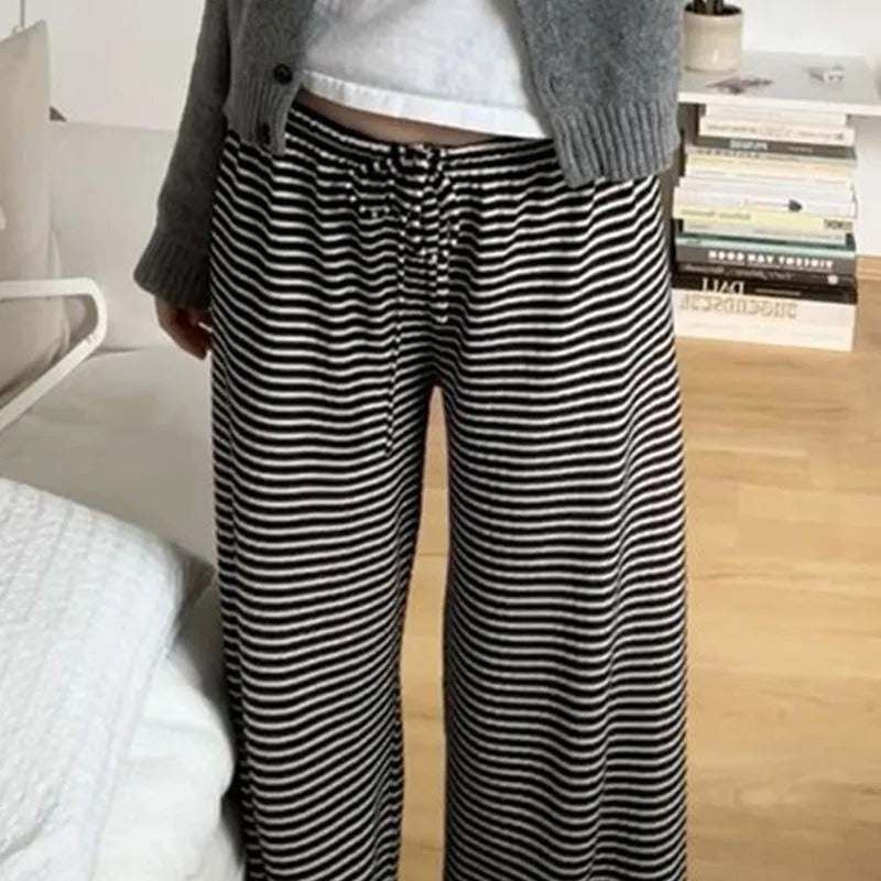 Dazzle Women’s Wide Leg Trousers with Vertical Striped Design and Relaxed Fit 5