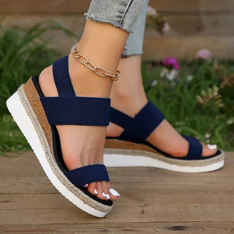 Emilia Women’s Sandals with Orthopedic Platform and Cross-Strap Design 6