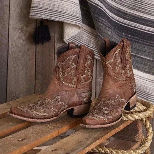 Emma Women’s Cowboy Boots with Western Embroidery and Classic Silhouette 0
