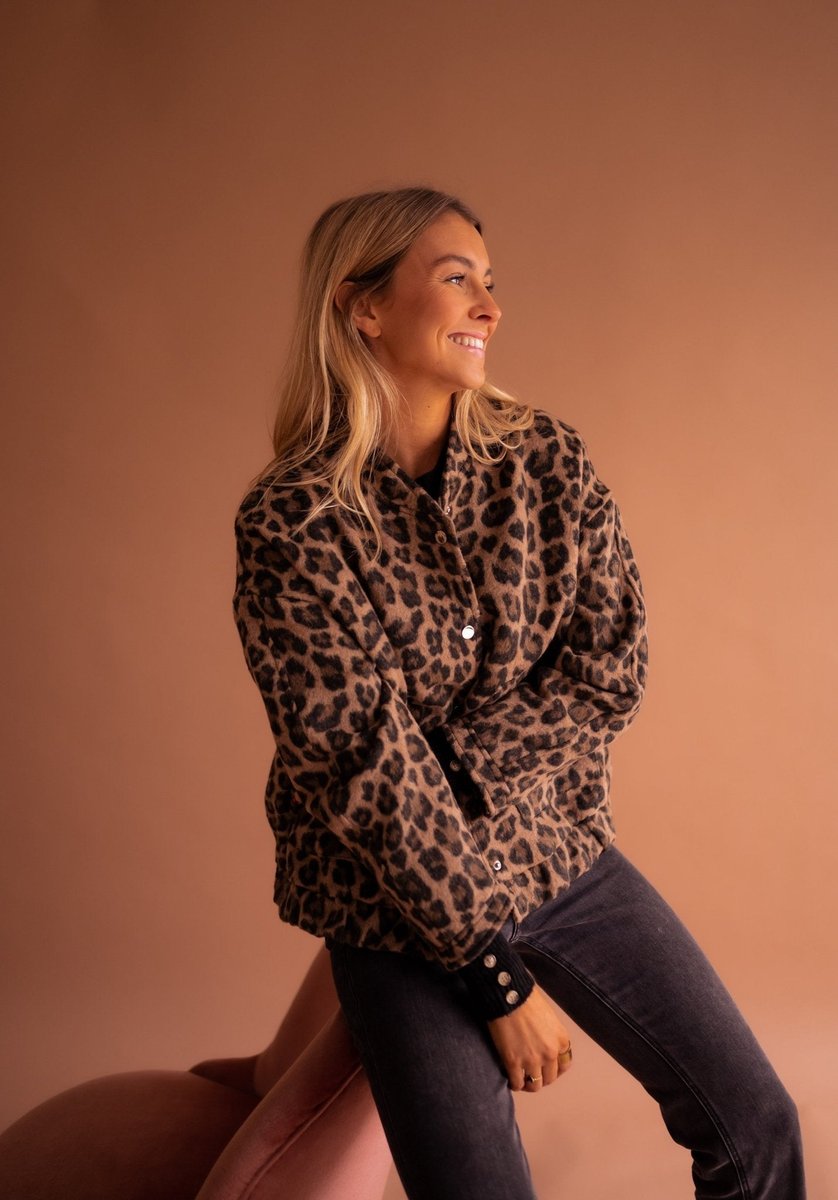 Evelyn Women's Quilted Jacket | Oversized Leopard Print, Snap-Button Closure 6