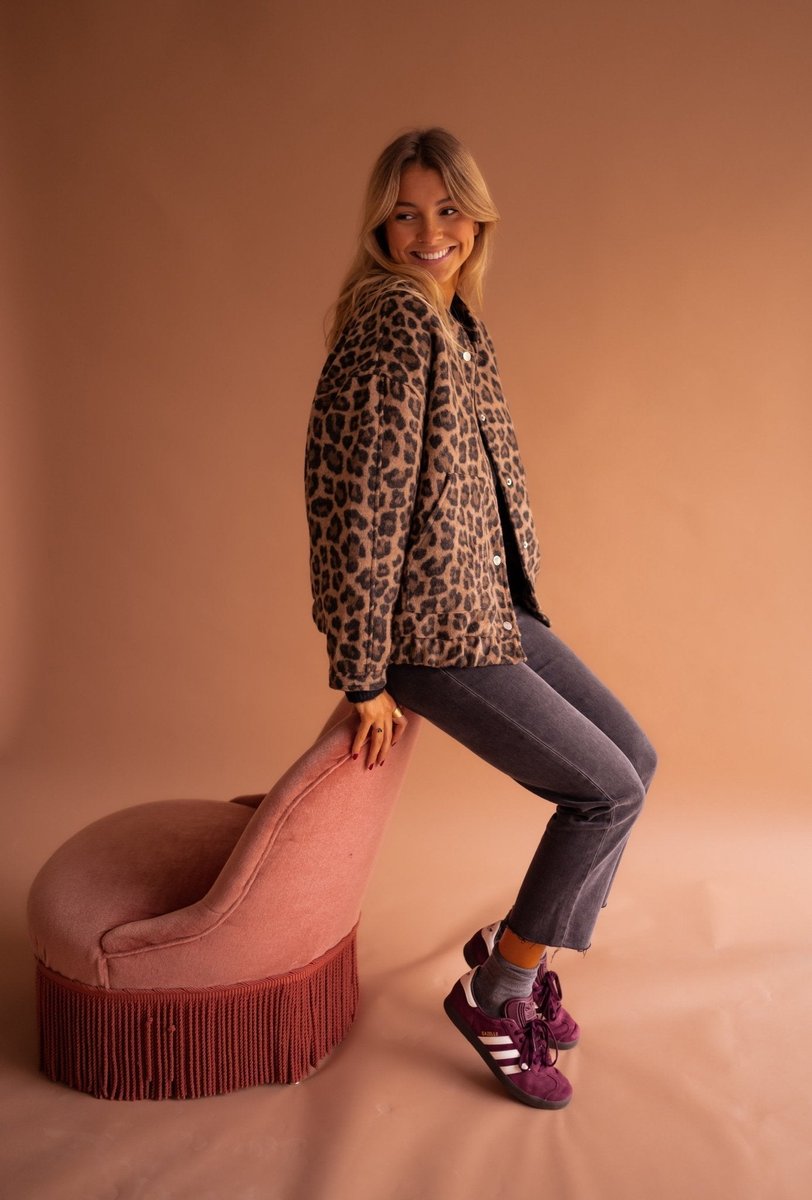 Evelyn Women's Quilted Jacket | Oversized Leopard Print, Snap-Button Closure 7