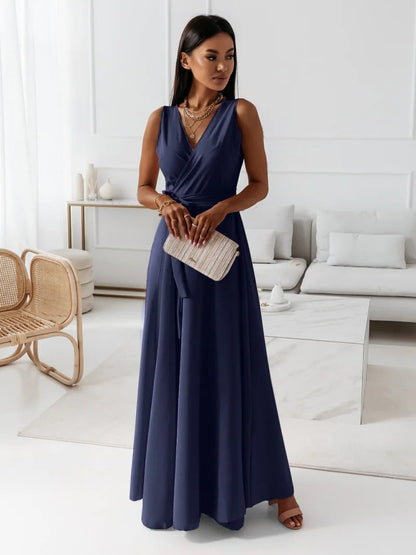 Jade Women’s Maxi Dress with Adjustable Wrap Design for Formal Occasions 5
