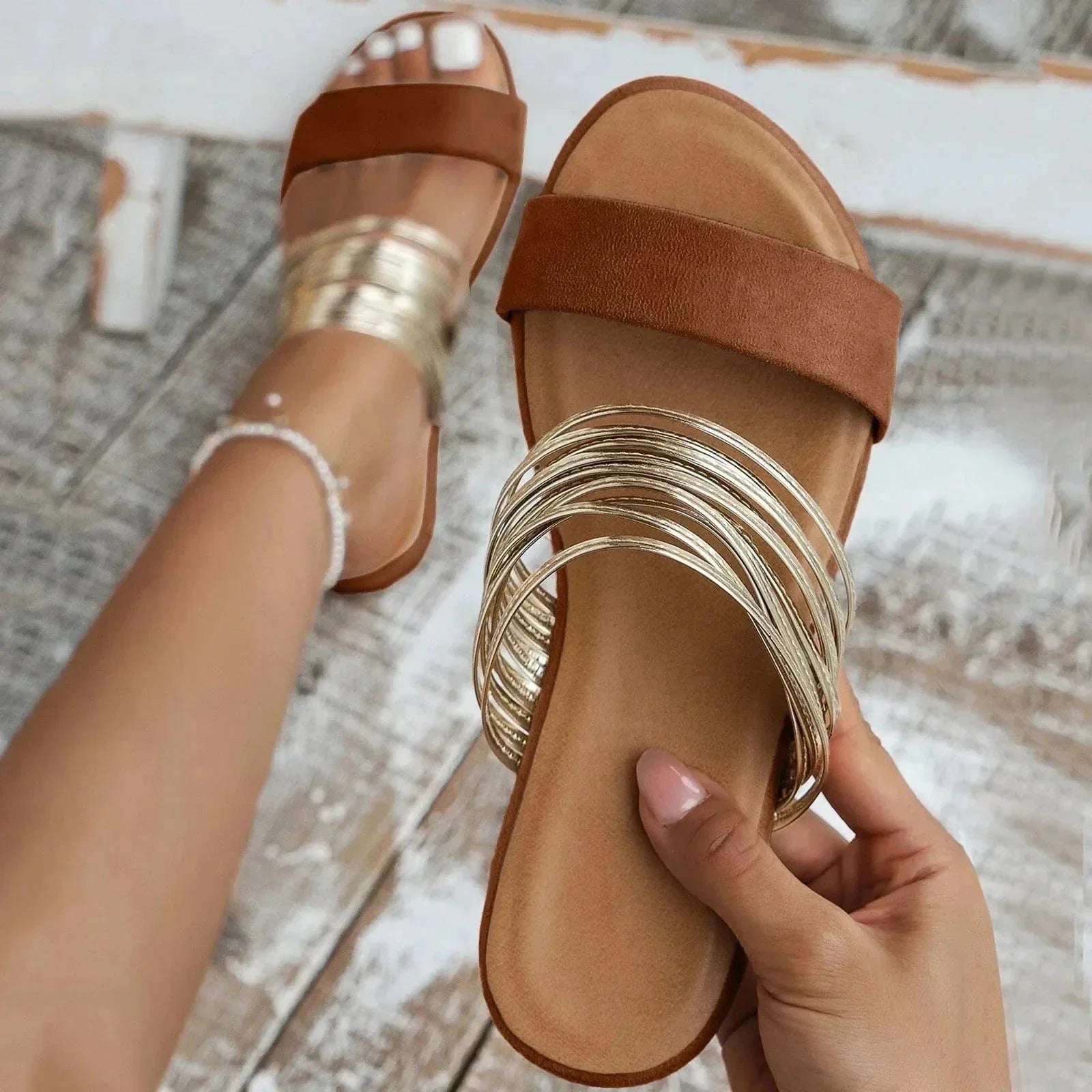 Jade Women’s Sandals with Double Straps and Elegant Metal Accents 5