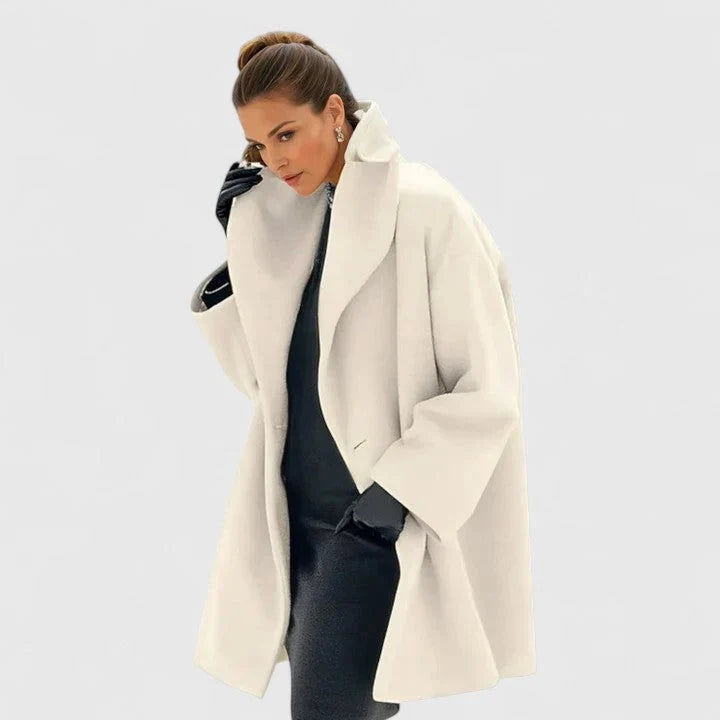 Oravienne Women’s Coat featuring windproof protection and a relaxed fit, ideal for stylish warmth in any weather. 5