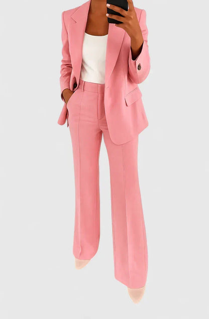 Palia Women’s Suit Set featuring a tailored fit and versatile style, perfect for professional and casual occasions. 5