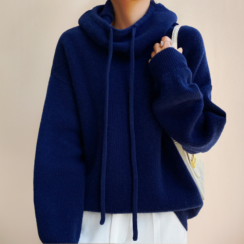 Pura Women’s Hoodie with Oversized Fit and Adjustable Hood 3