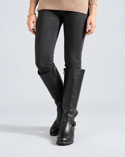 Riva Women’s Knee-High Riding Boots featuring a stylish buckle and convenient side zip, perfect for fashionable and comfortable everyday wear. 4