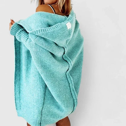 Rosalynne Women’s oversized cardigan featuring a large hood, perfect for cozy comfort and stylish layering in any season. 2