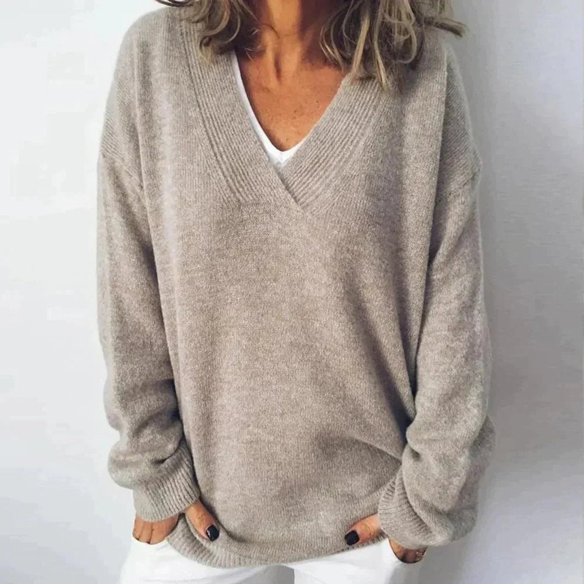 Scarlet Women's Oversized Sweater | V-Neck Knit, Relaxed Fit 0