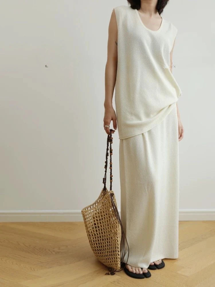 Soleil Women’s Beach Tote Bag with Handwoven Straw and Spacious Interior 3