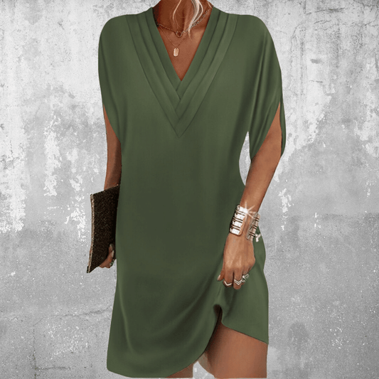 Thalia Women’s Shift Dress with V-Neckline and Relaxed Fit Design 0