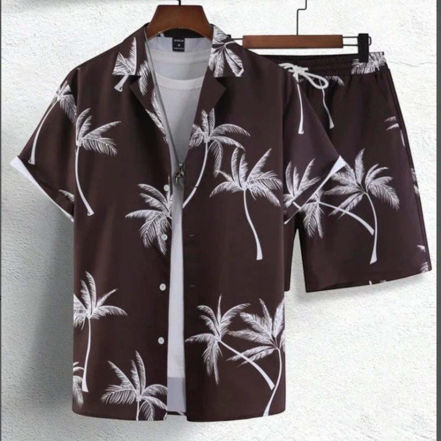 Tropic Men’s Shirt and Shorts Set with Tropical Print and Drawstring Waist 7