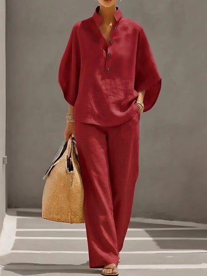 Vogue Women’s Set with Structured Collar and Wide-Leg Trousers 3