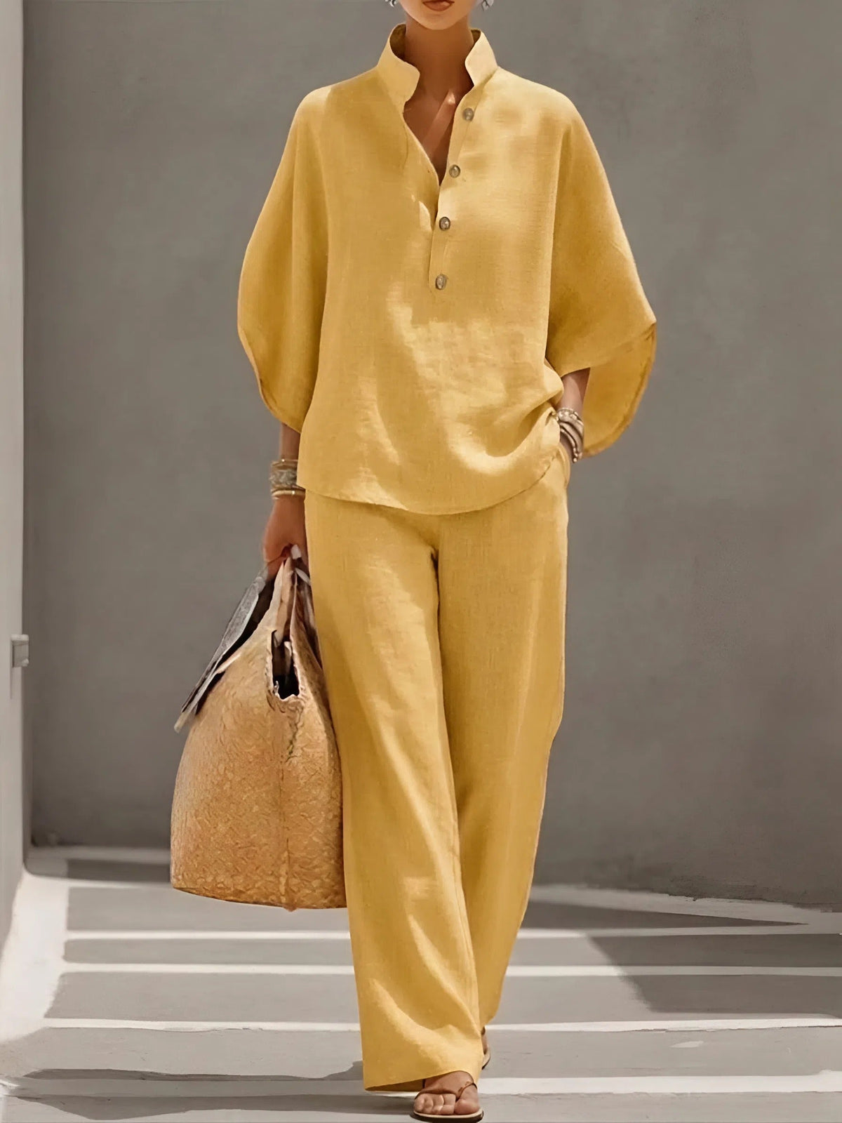 Vogue Women’s Set with Structured Collar and Wide-Leg Trousers 6